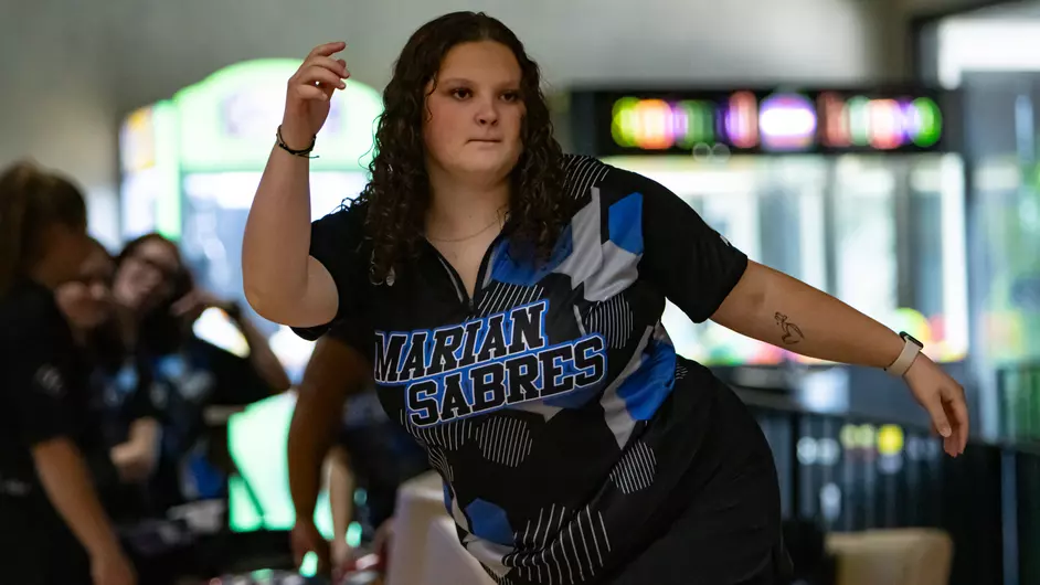 women bowling for their college
