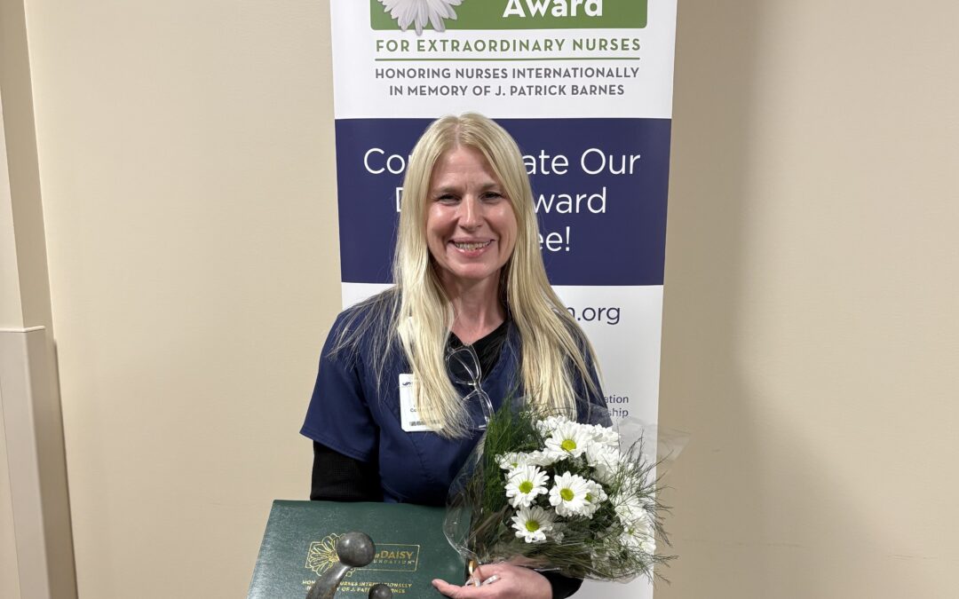 Internal Medicine/Pediatrics nurse receives Fond du Lac Regional Clinic DAISY Award for Extraordinary Nurses honor Colleen