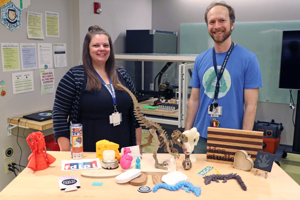 A man and a woman in the Idea Studios