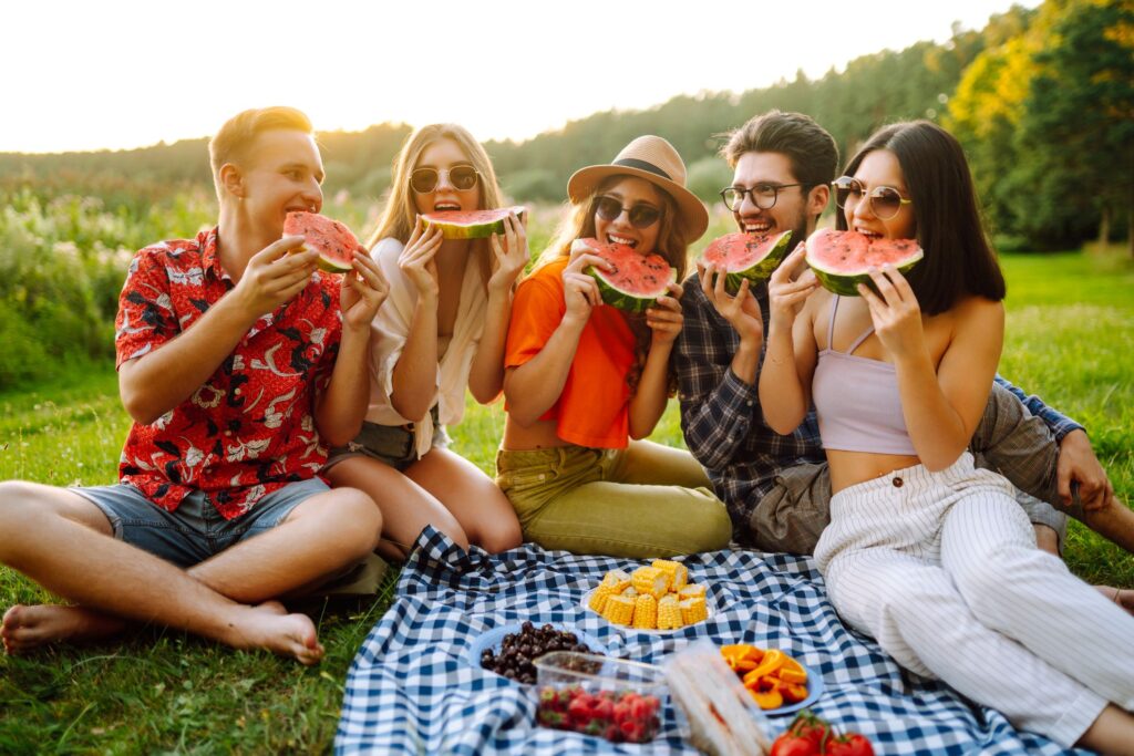 A group of people at a picnic