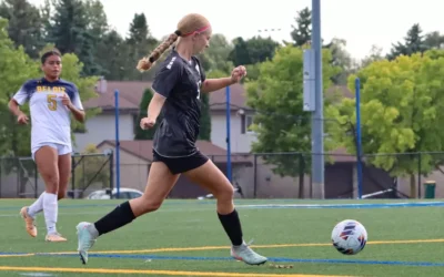 Sabre women’s soccer rallies to draw Vikings