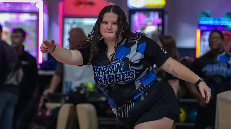 Women bowling for their college team